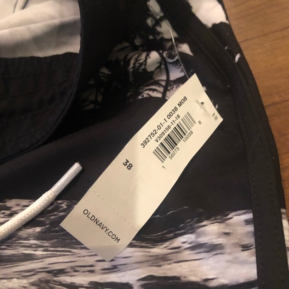 Men’s swimwear never worn - Picture 3 of 4